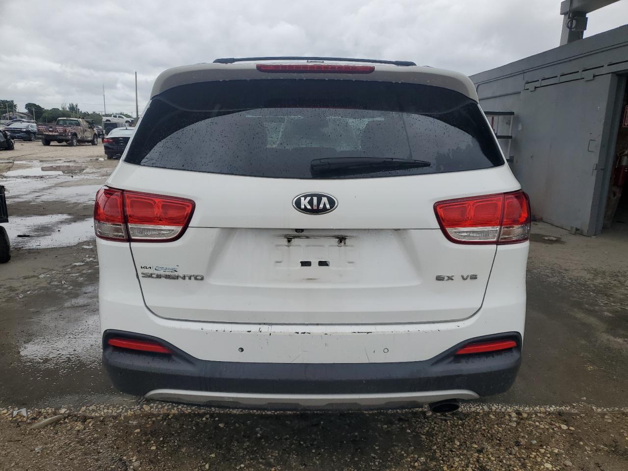 2016 Kia Sorento Ex VIN: 5XYPHDA50GG005566 Lot: 69760815