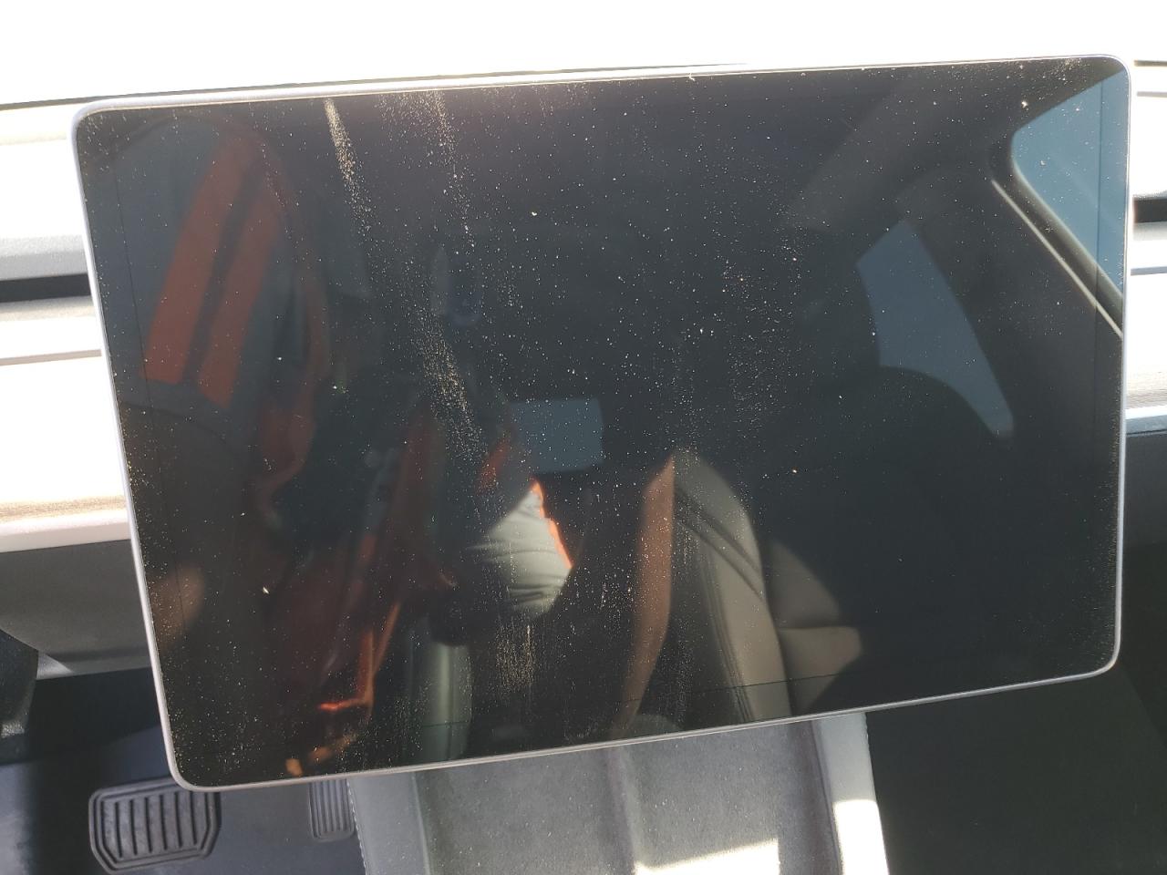 2024 Tesla Model Y VIN: 7SAYGDEE8RF107387 Lot: 90515795