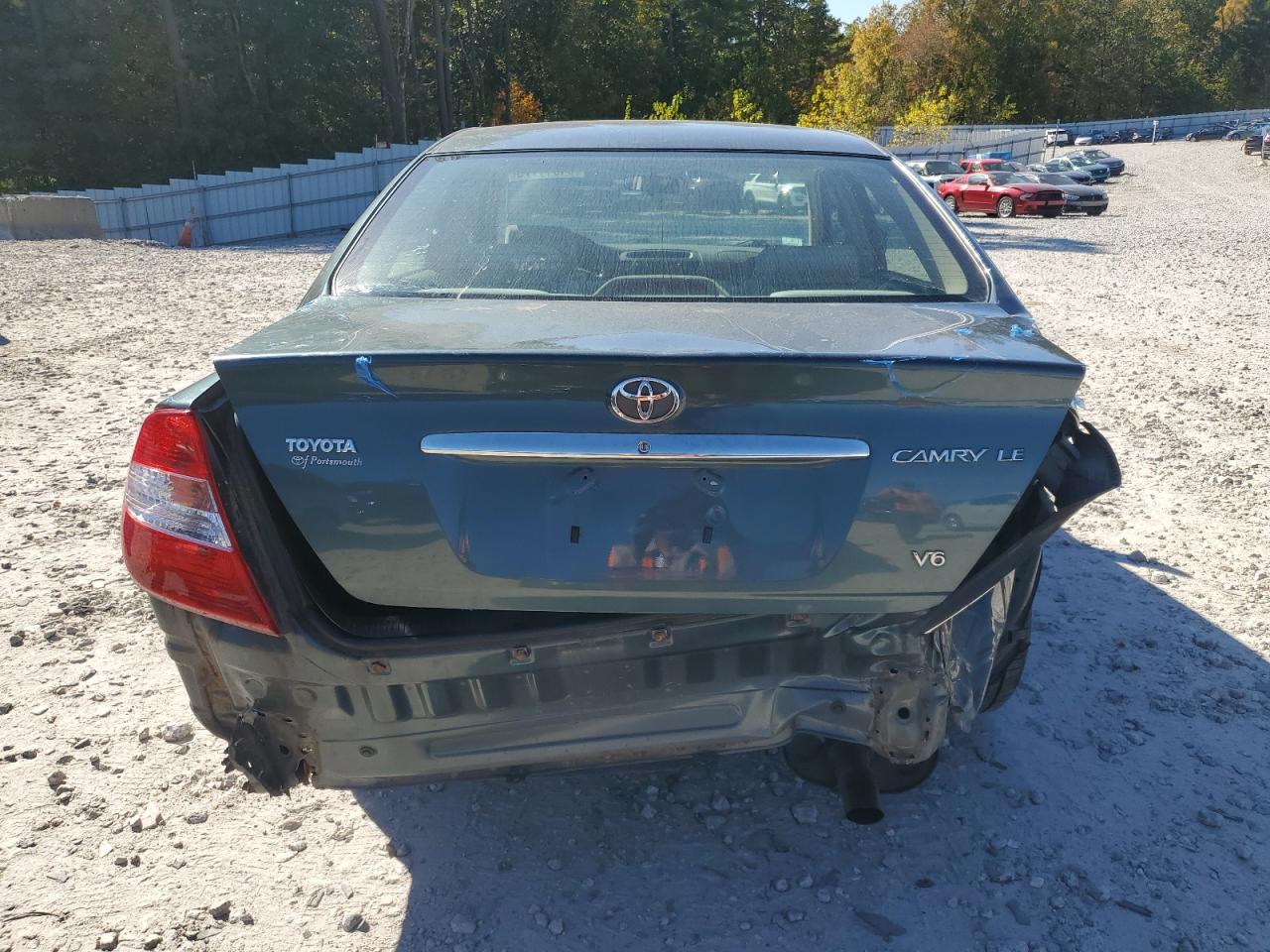 2004 Toyota Camry Le VIN: 4T1BF32K54U064570 Lot: 84811775
