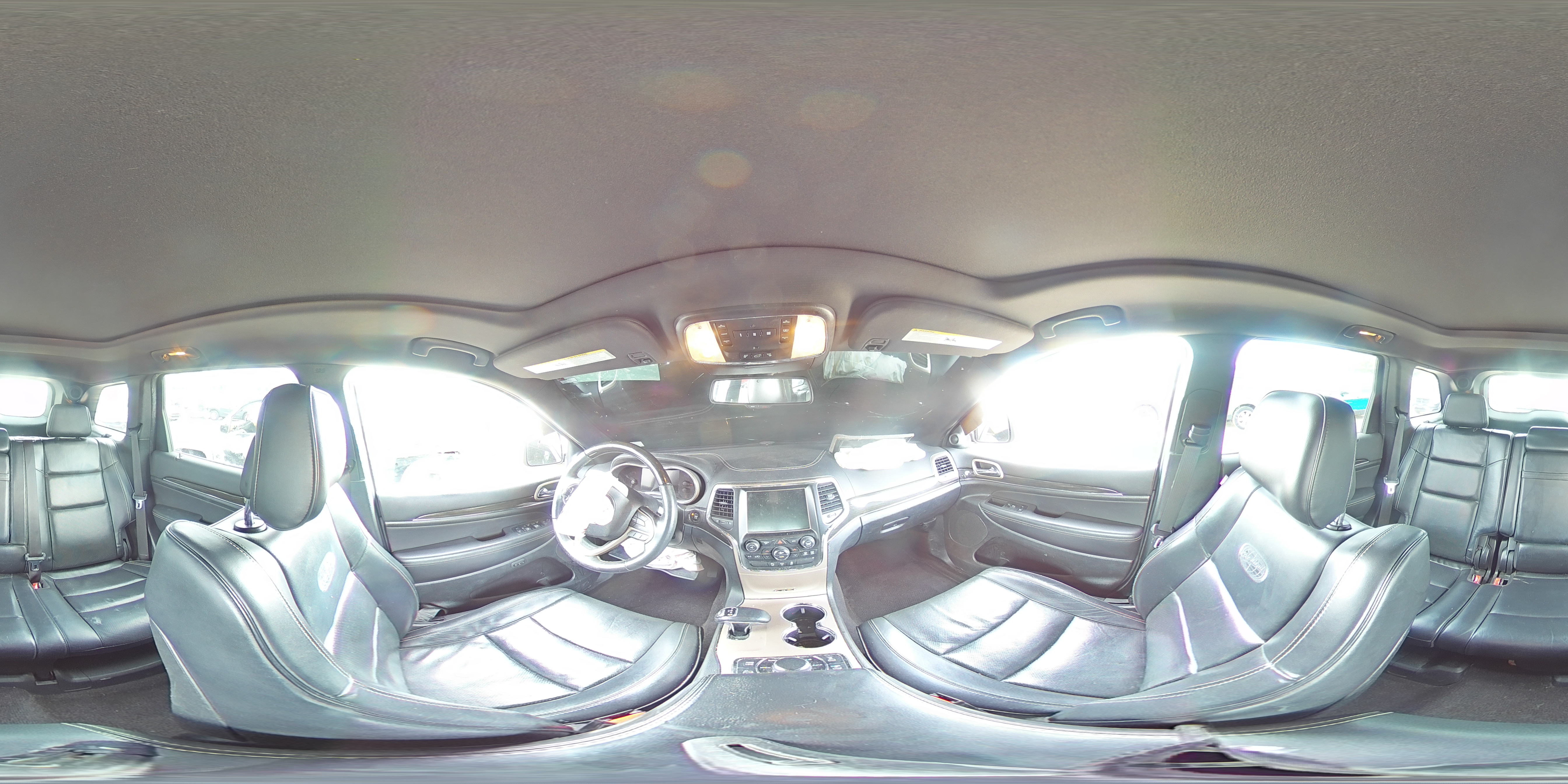 2015 Jeep Grand Cherokee Overland VIN: 1C4RJFCG0FC679467 Lot: 82310985