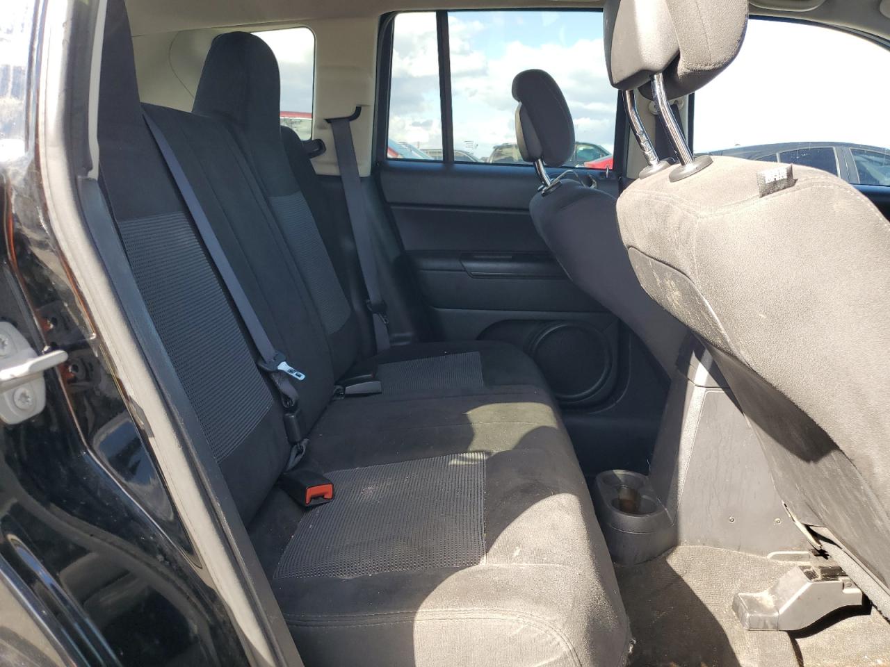 2017 Jeep Compass Sport VIN: 1C4NJDBB9HD142893 Lot: 85131205