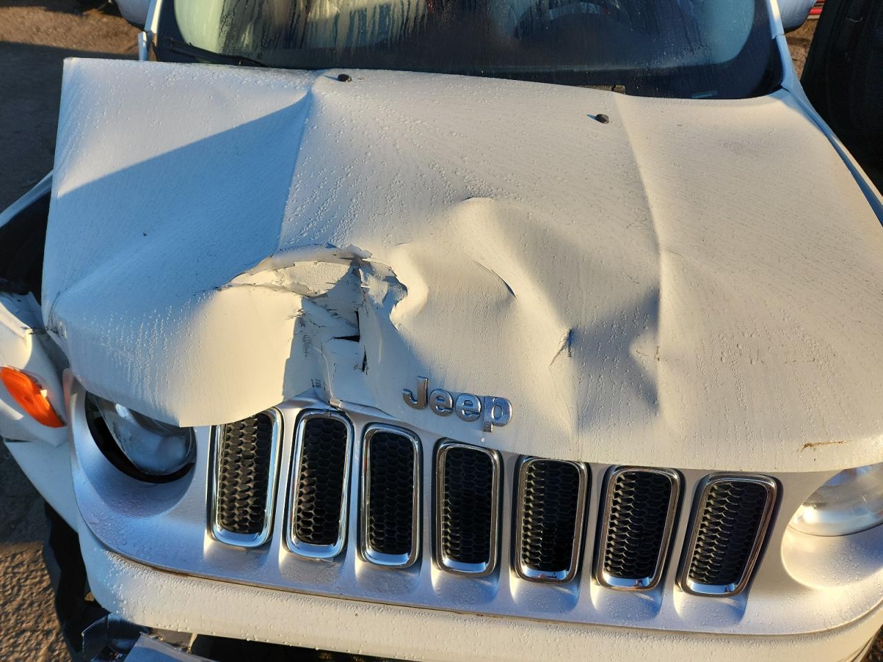 2015 Jeep Renegade Limited VIN: ZACCJBDT0FPB61862 Lot: 82107815