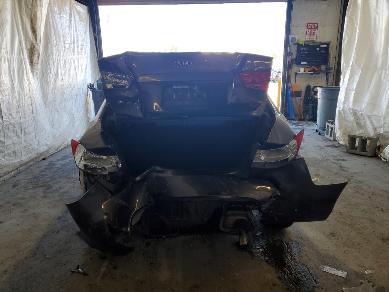 2011 Kia Forte Ex VIN: KNAFU4A26B5426056 Lot: 82365465