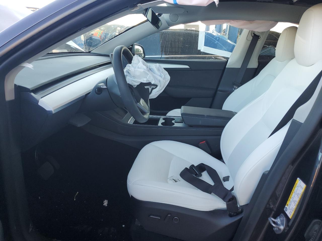 2025 Tesla Model Y VIN: 7SAYGAEE6SF248060 Lot: 84958195