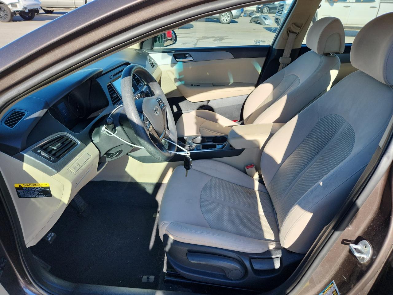 2016 Hyundai Sonata Se VIN: 5NPE24AF7GH371552 Lot: 84923165