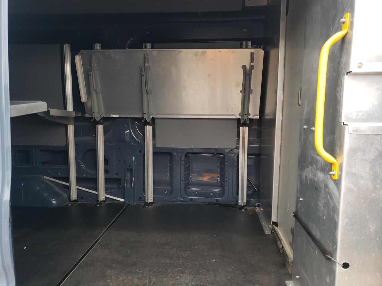 2020 Ford Transit 250 Delivery Van VIN: 1FTBR3X88LKA18993 Lot: 90658575