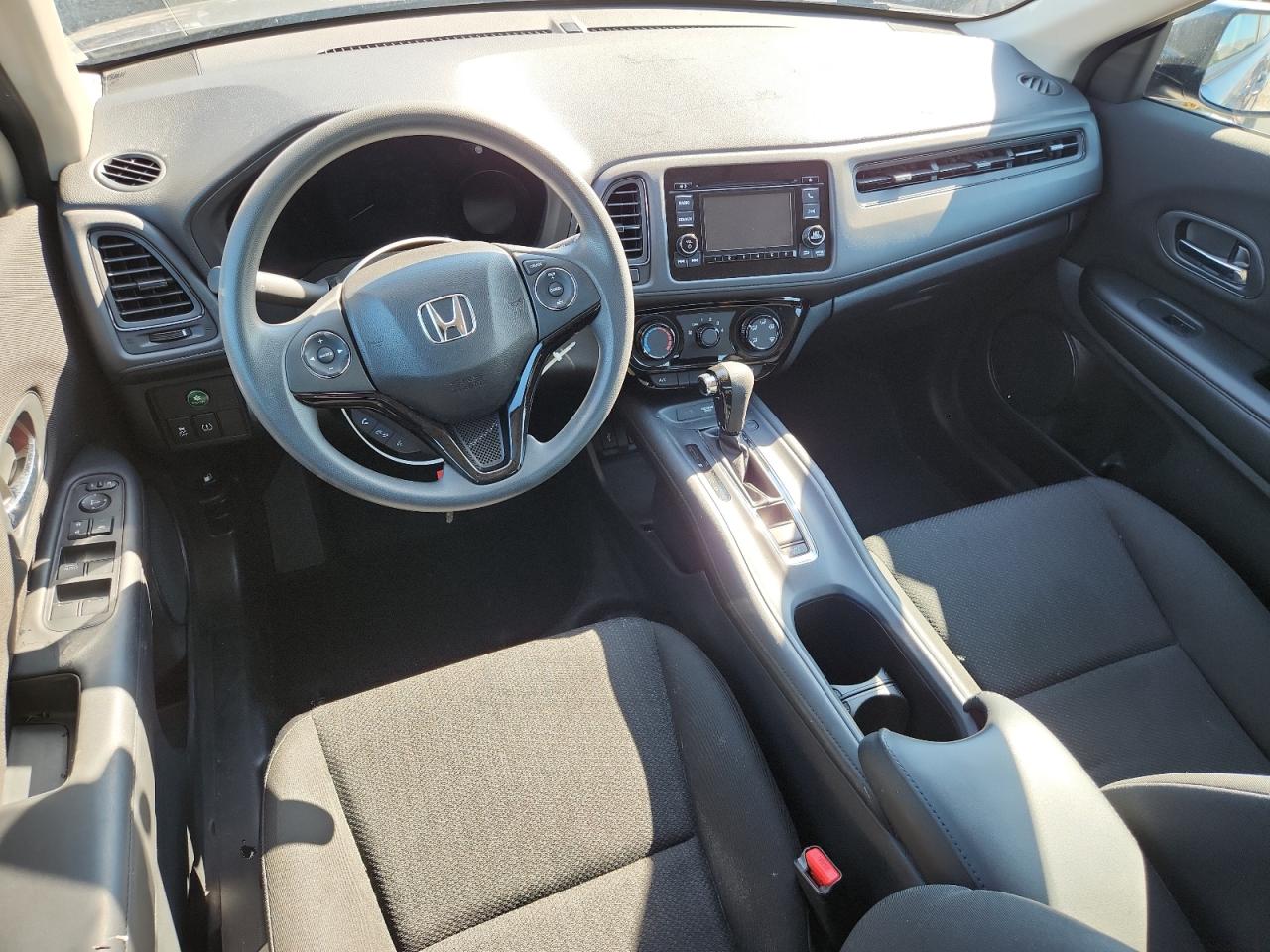 2017 Honda Hr-V Lx VIN: 3CZRU6H3XHG700025 Lot: 82267945