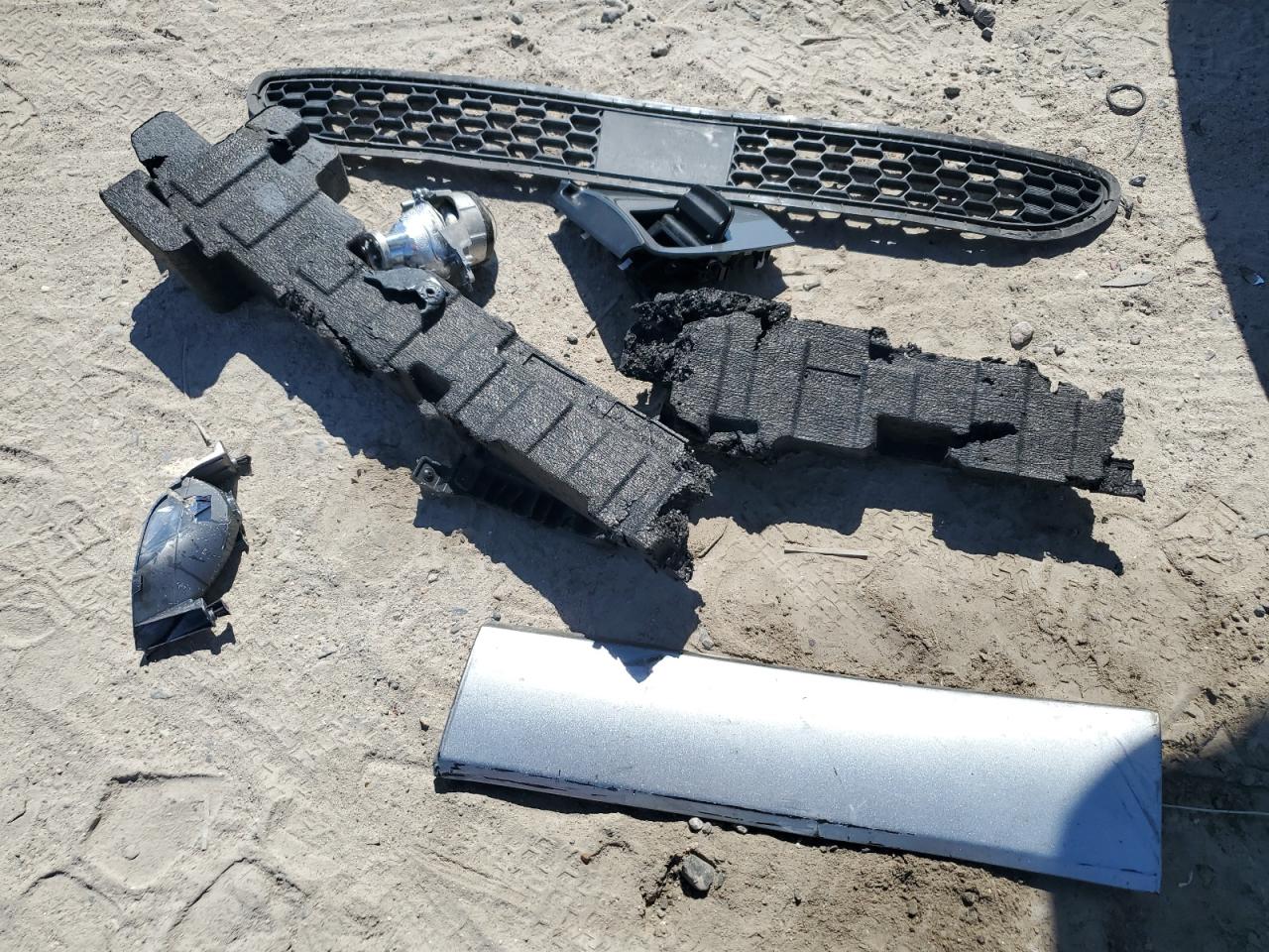 2015 Toyota Venza Le VIN: 4T3ZA3BB6FU093986 Lot: 86845155