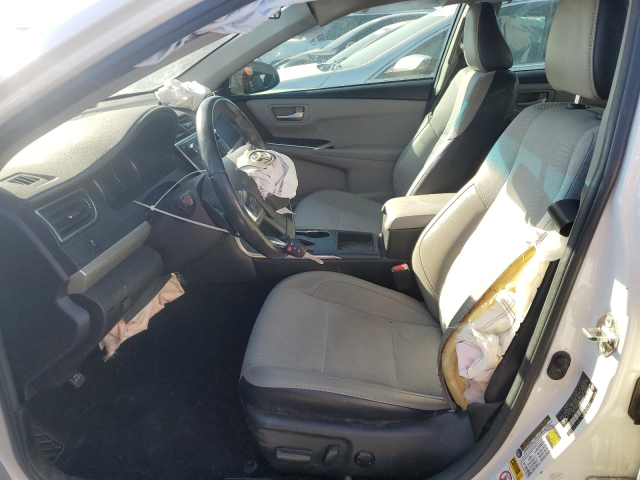 2016 Toyota Camry Le VIN: 4T1BF1FK3GU254841 Lot: 84932025