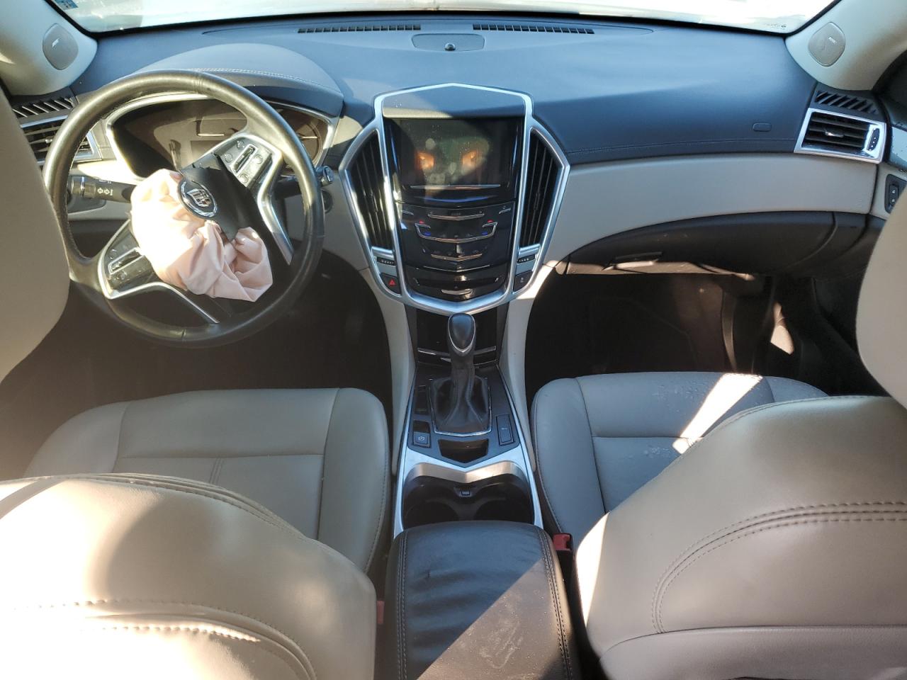 2015 Cadillac Srx VIN: 3GYFNAE33FS596981 Lot: 90356895