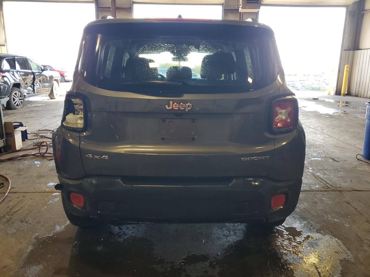2017 Jeep Renegade Sport VIN: ZACCJBAB8HPG19165 Lot: 85844335