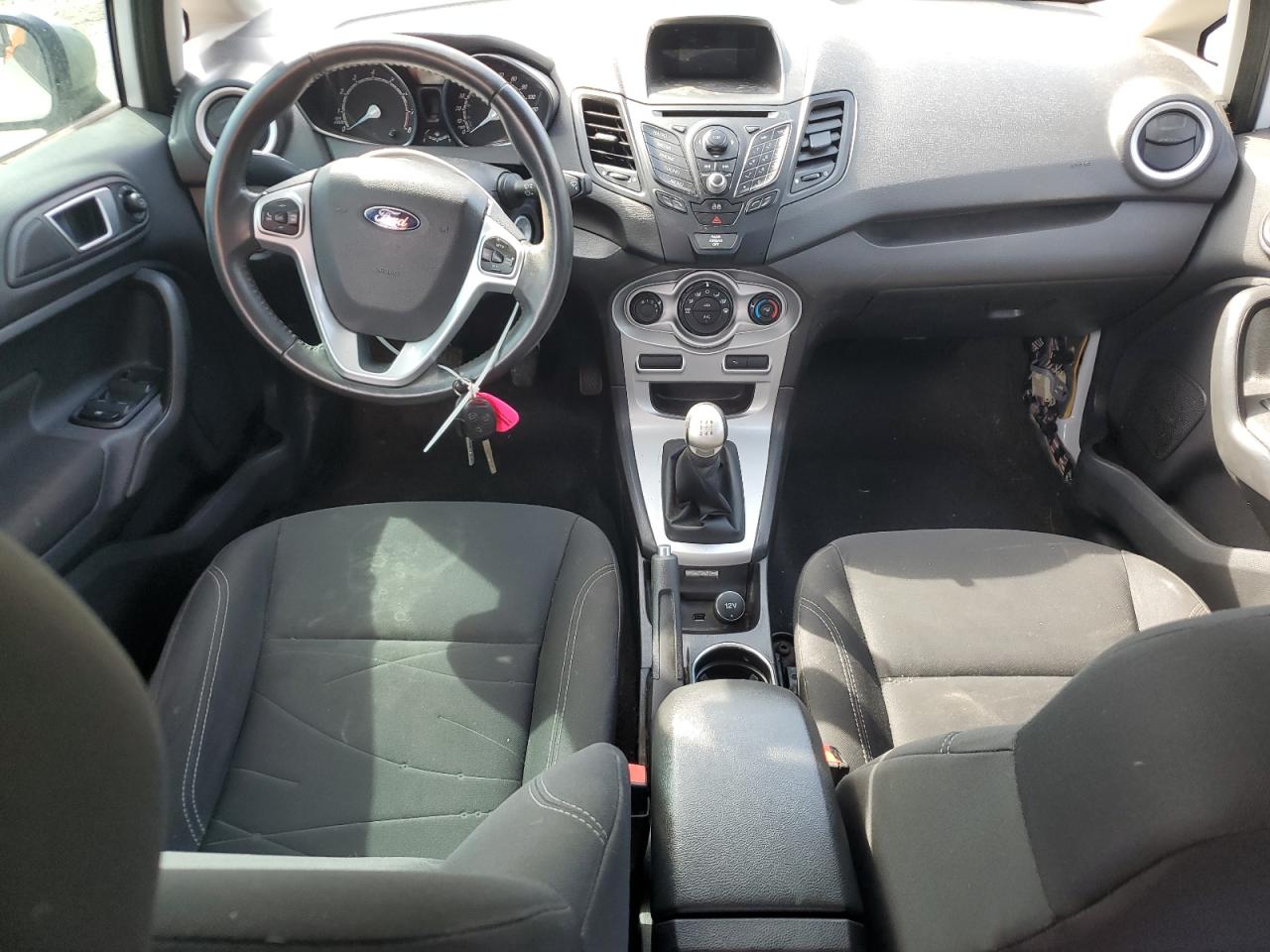 2014 Ford Fiesta Se VIN: 3FADP4BJ8EM233001 Lot: 85650245