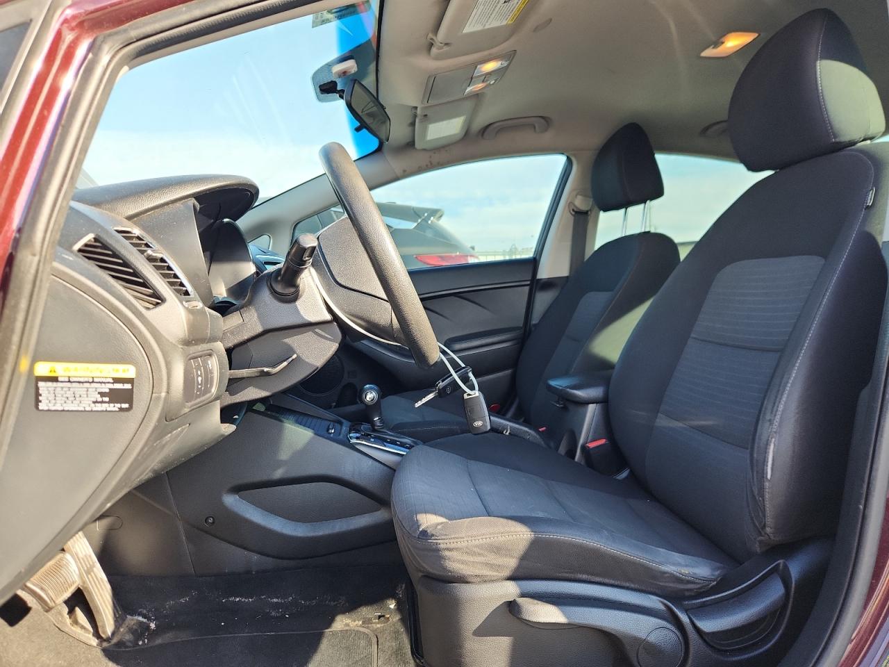 2018 Kia Forte Lx VIN: 3KPFL4A7XJE171237 Lot: 82539475