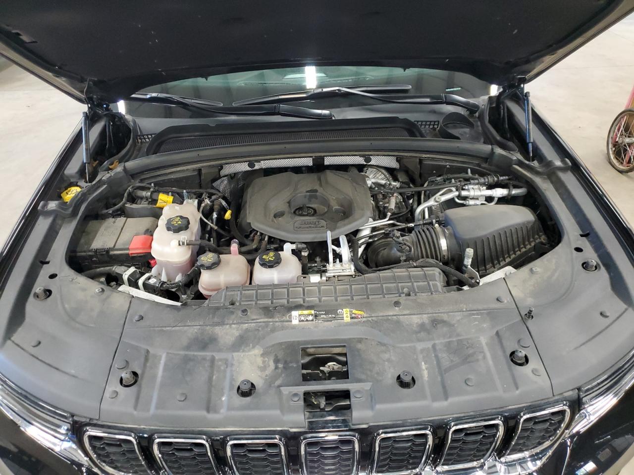 2024 Jeep Grand Cherokee Limited 4Xe VIN: 1C4RJYB67R8516147 Lot: 86189965