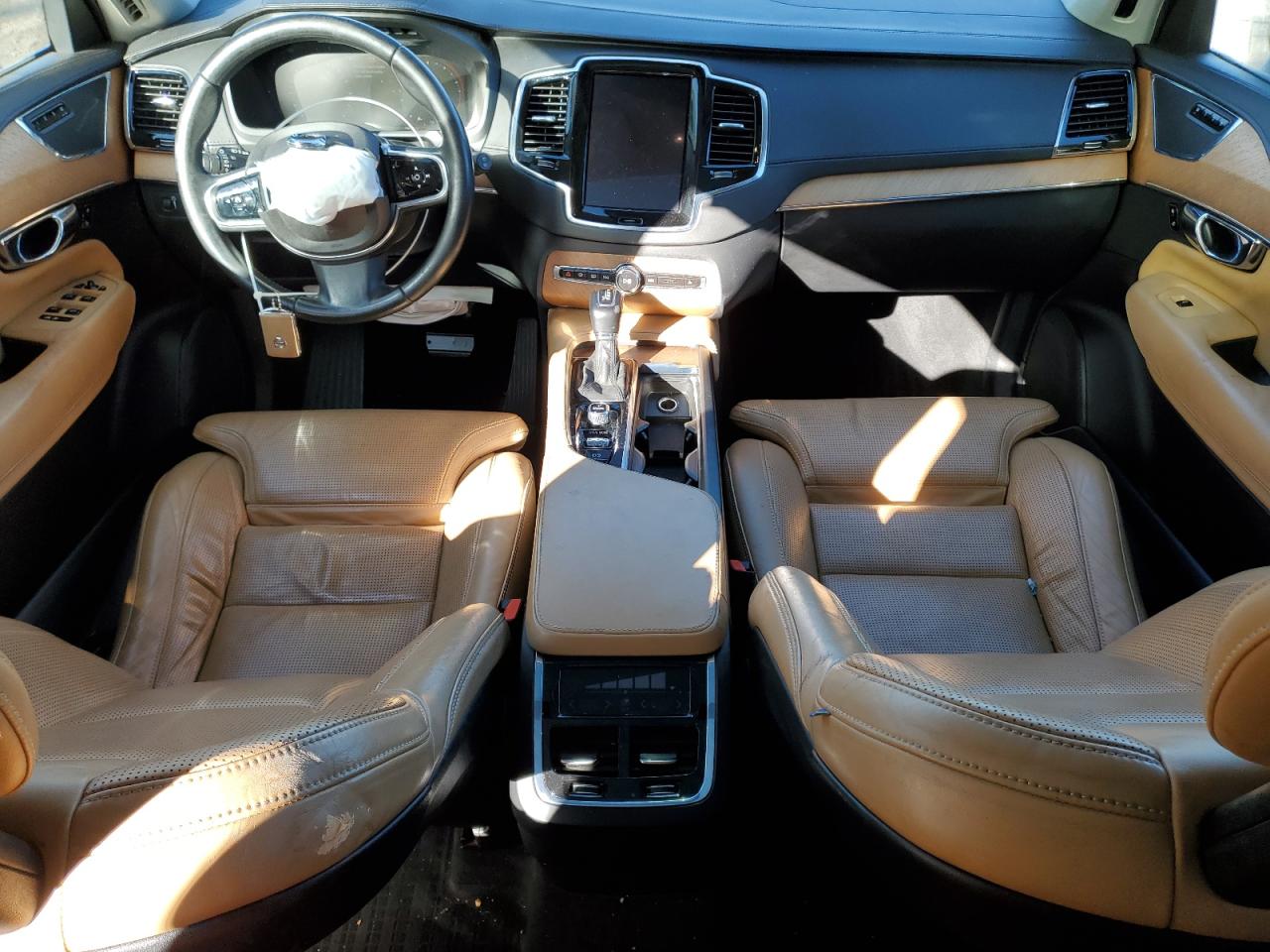 2016 Volvo Xc90 T6 VIN: YV4A22PL0G1001158 Lot: 85887835
