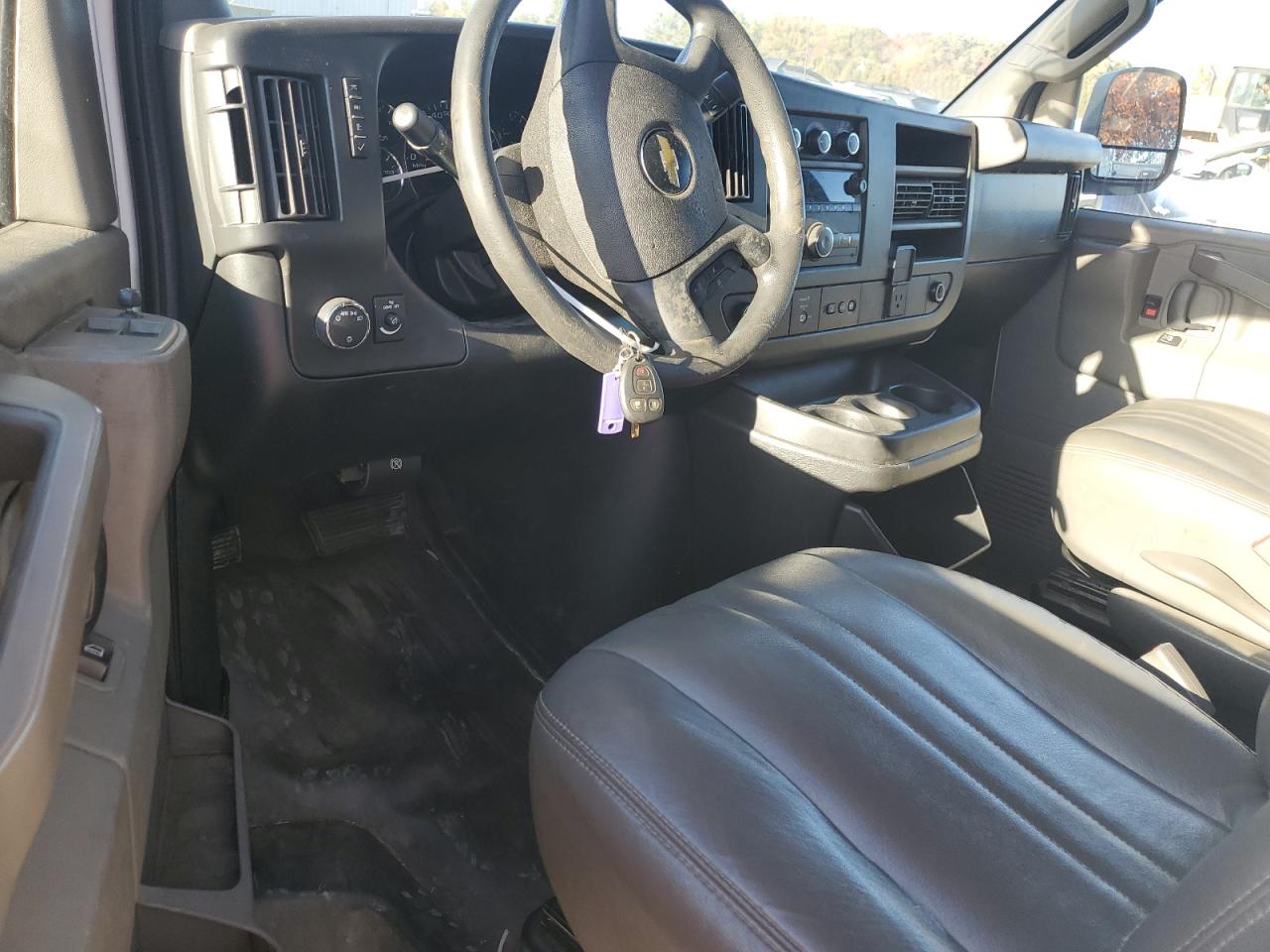 2020 Chevrolet Express G2500 VIN: 1GCWGAFP6L1134414 Lot: 87265375