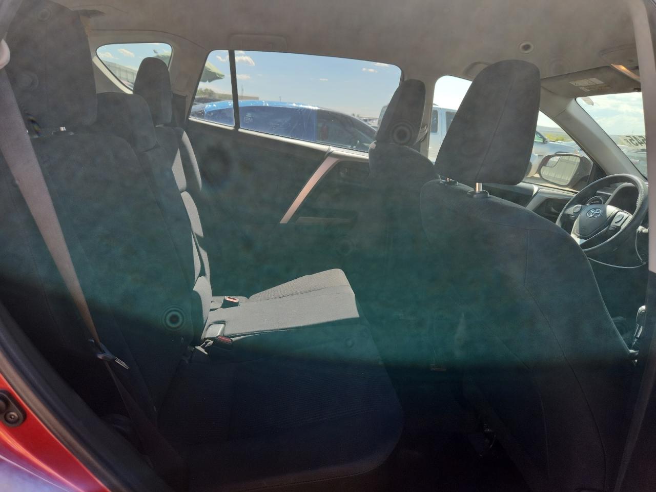 2016 Toyota Rav4 Le VIN: JTMZFREV3GJ060812 Lot: 85334545