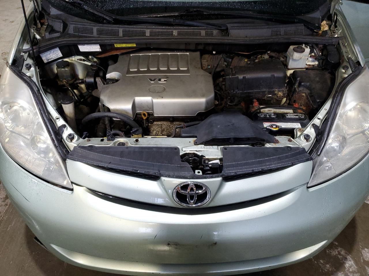 2010 Toyota Sienna Ce VIN: 5TDKK4CC4AS315740 Lot: 82469755