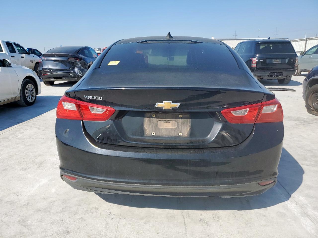 2017 Chevrolet Malibu Ls VIN: 1G1ZB5ST8HF125092 Lot: 84881525