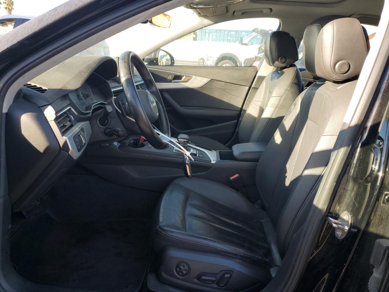 2017 Audi A4 Premium VIN: WAUGNAF40HN003606 Lot: 91112935