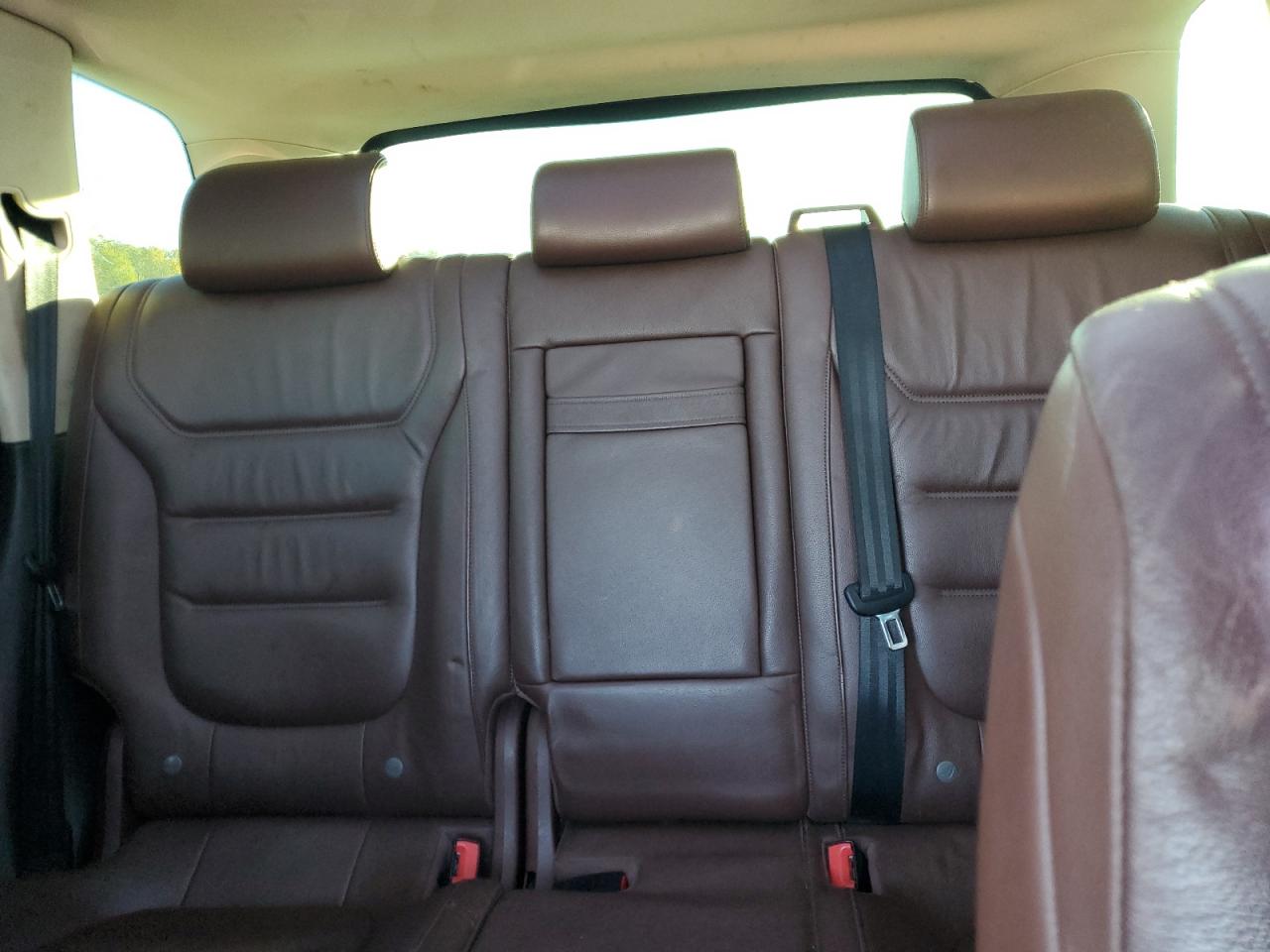 2014 Volkswagen Touareg V6 Tdi VIN: WVGEP9BP1ED003775 Lot: 85841245