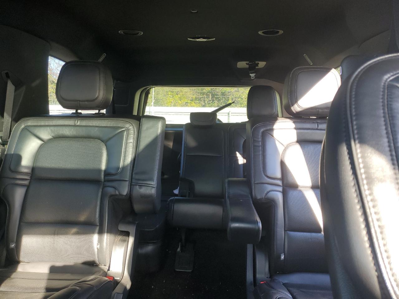 2018 Lincoln Navigator L Reserve VIN: 5LMJJ3LT9JEL05566 Lot: 85361435