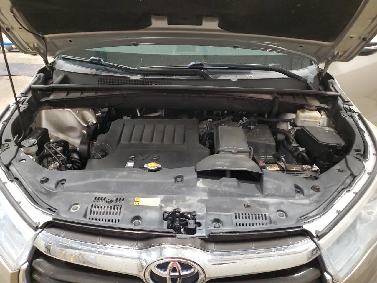 2015 Toyota Highlander Limited VIN: 5TDDKRFH5FS119830 Lot: 86240885