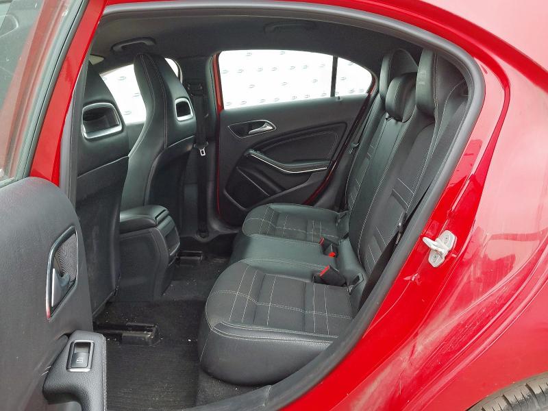 2014 MERCEDES-BENZ A180 BLUEEFFICIENCY SPORT 