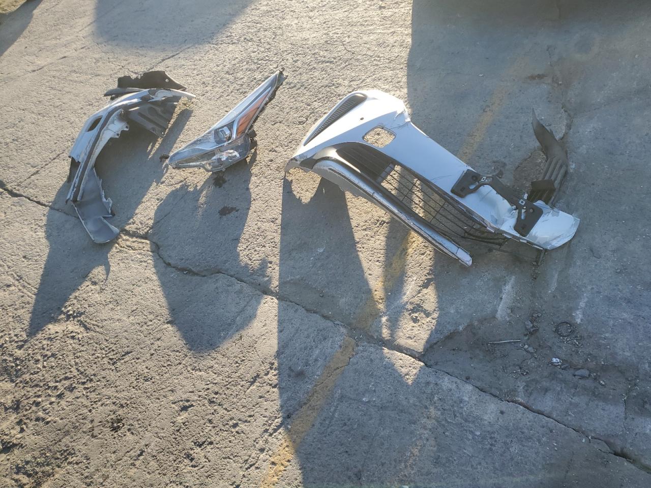 2022 Toyota Prius Night Shade VIN: JTDKAMFU7N3182230 Lot: 90072945