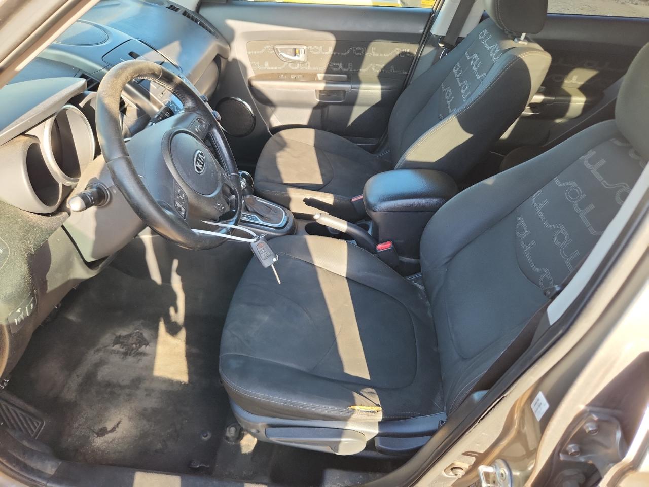 2012 Kia Soul + VIN: KNDJT2A65C7461720 Lot: 84932435