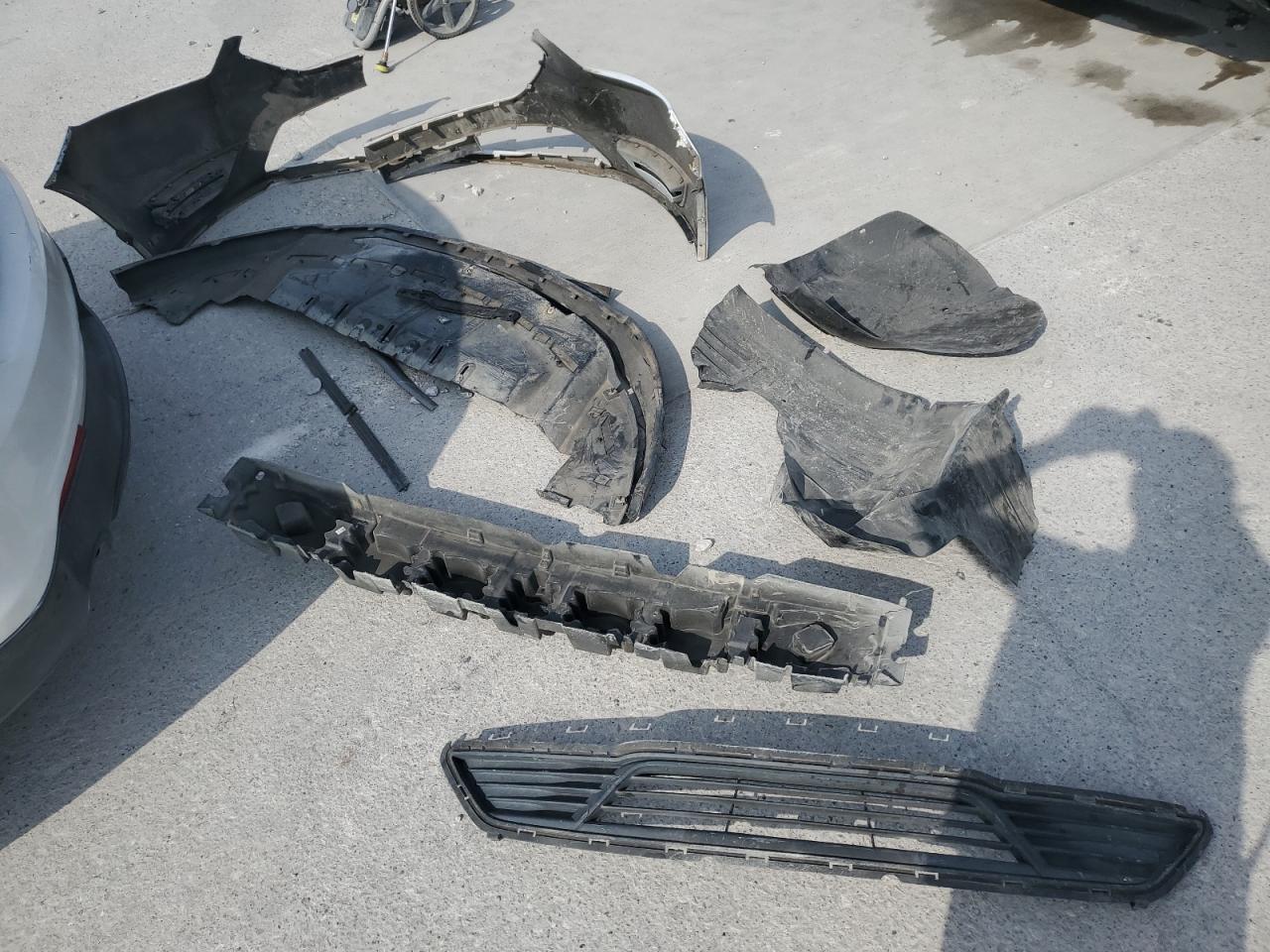 2014 Ford Taurus Sel VIN: 1FAHP2E82EG174228 Lot: 89690635