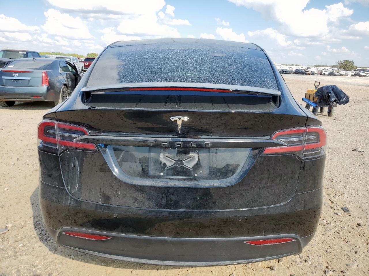 2017 Tesla Model X VIN: 5YJXCBE21HF050463 Lot: 86156925