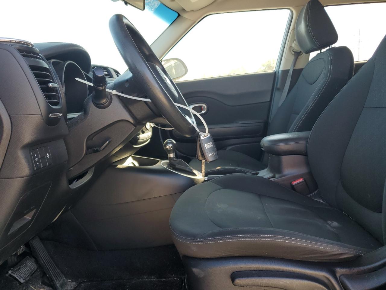 2014 Kia Soul VIN: KNDJN2A22E7096990 Lot: 82582945