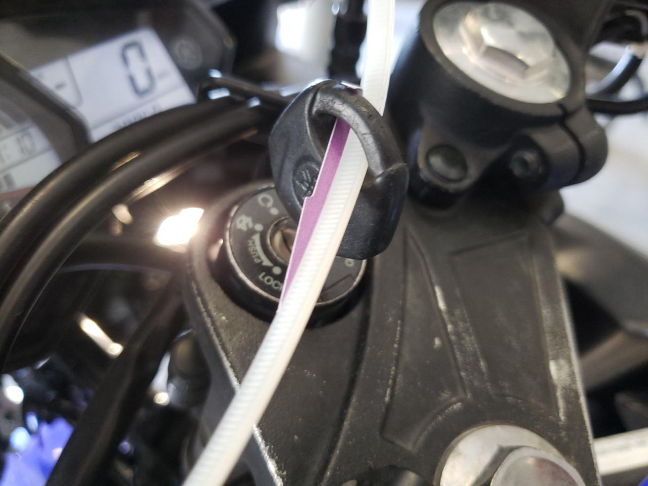 2015 Yamaha Yzfr3 VIN: MH3RH06Y4FK001227 Lot: 85119395