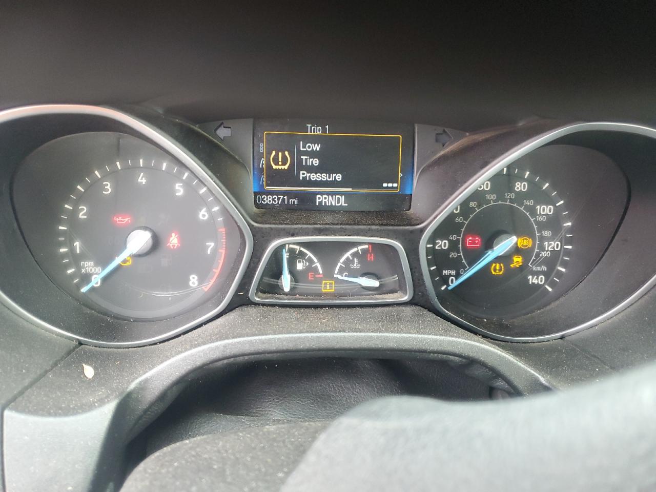 2018 Ford Focus S VIN: 1FADP3E20JL304279 Lot: 84203245