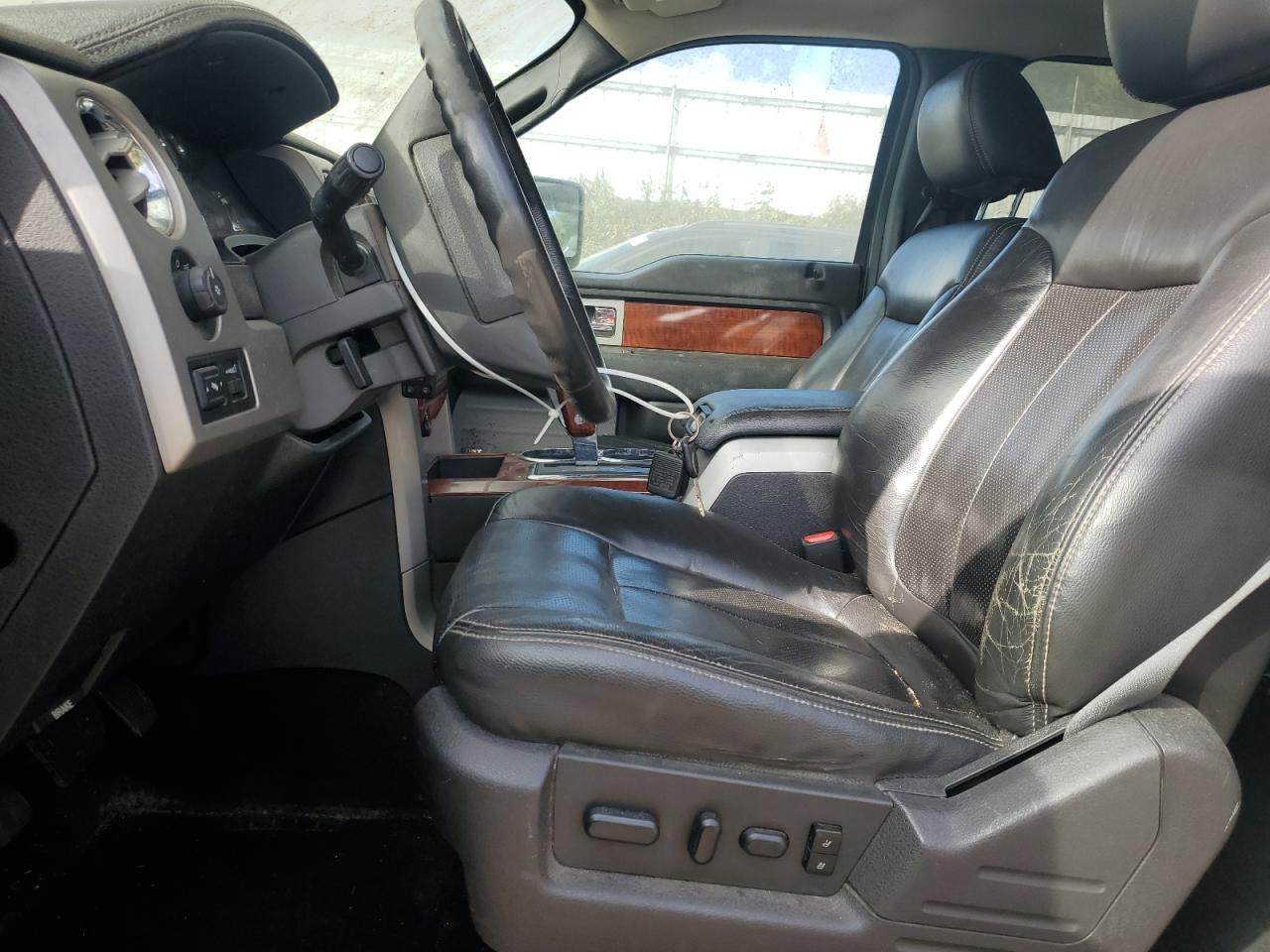 2010 Ford F150 Supercrew VIN: 1FTFW1EV9AFB22261 Lot: 82219085