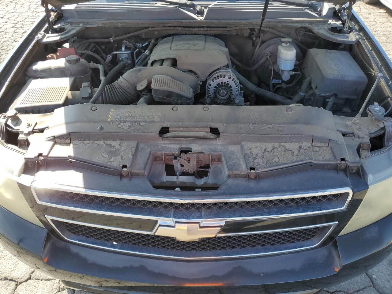 2010 Chevrolet Suburban C1500 Ls VIN: 1GNUCHE02AR239103 Lot: 86162425