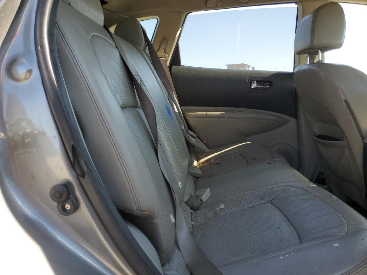 2011 Nissan Rogue S VIN: JN8AS5MVXBW684934 Lot: 84643815