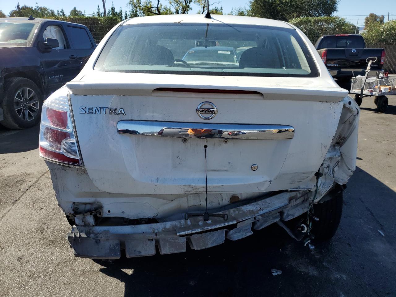 2011 Nissan Sentra 2.0 VIN: 3N1AB6AP7BL608913 Lot: 81692415