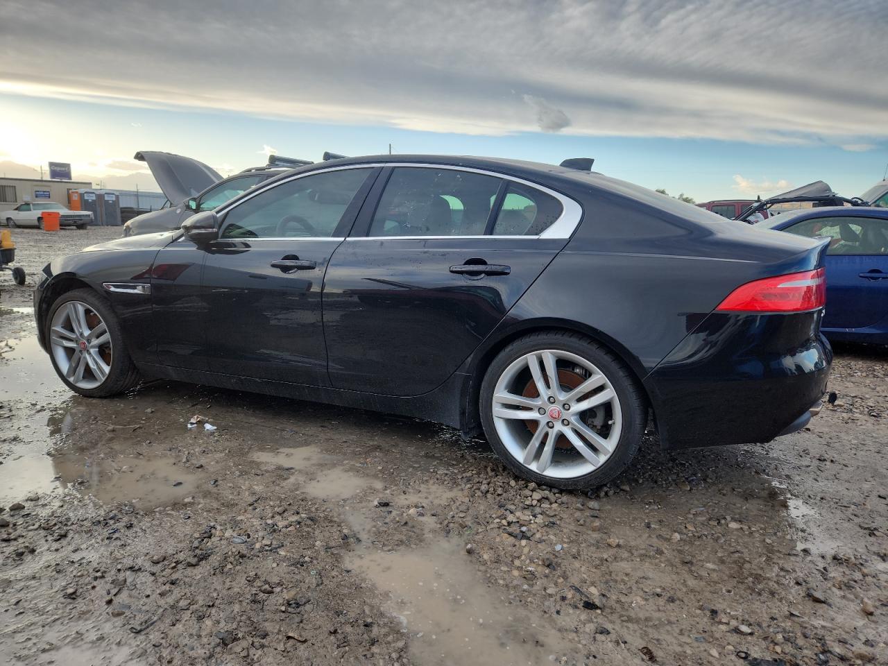 2017 Jaguar Xe Prestige VIN: SAJAK4BV7HA945954 Lot: 86186345