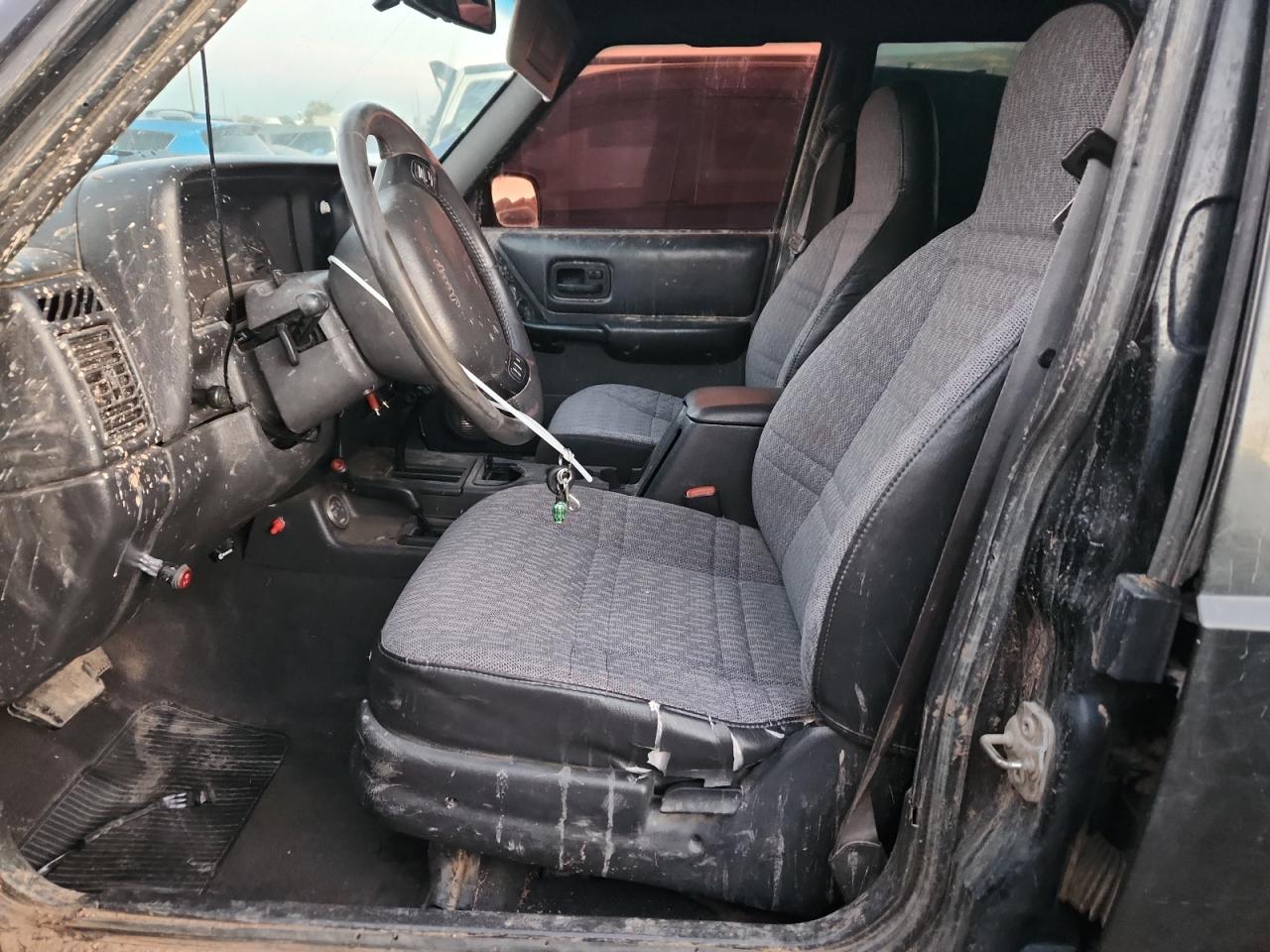 1999 Jeep Cherokee Sport VIN: 1J4FF68S7XL641201 Lot: 89926405