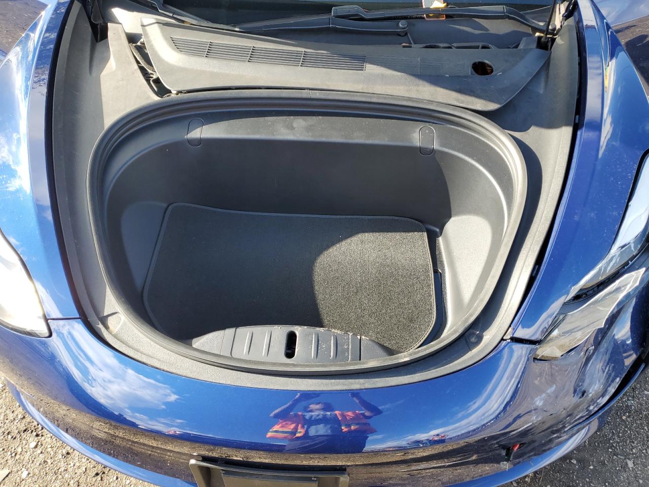 2018 Tesla Model 3 VIN: 5YJ3E1EB7JF080947 Lot: 90859095