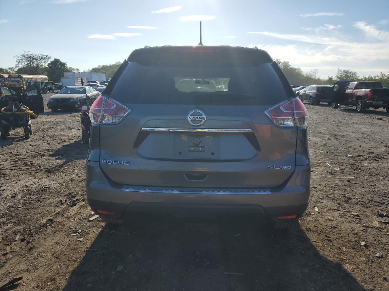 2016 Nissan Rogue S VIN: 5N1AT2MV2GC748413 Lot: 84368555