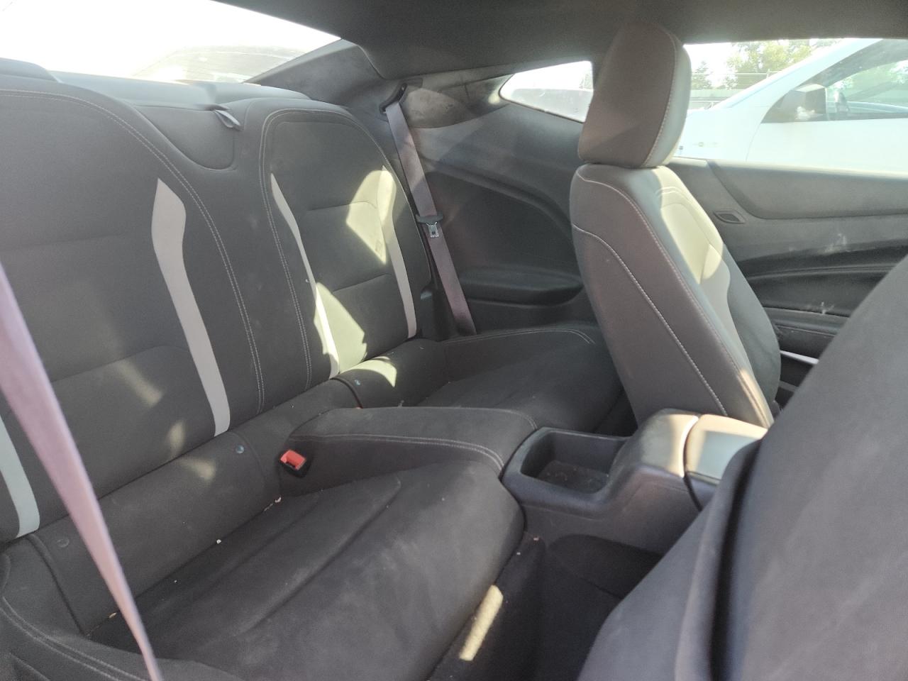 2016 Chevrolet Camaro Lt VIN: 1G1FB1RS4G0190547 Lot: 84760615