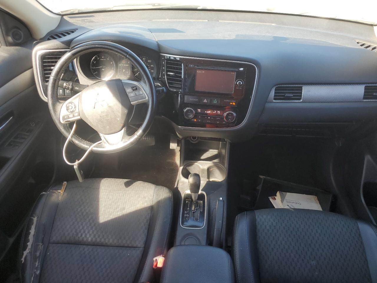 2015 Mitsubishi Outlander Se VIN: JA4AD3A36FZ005723 Lot: 82457655