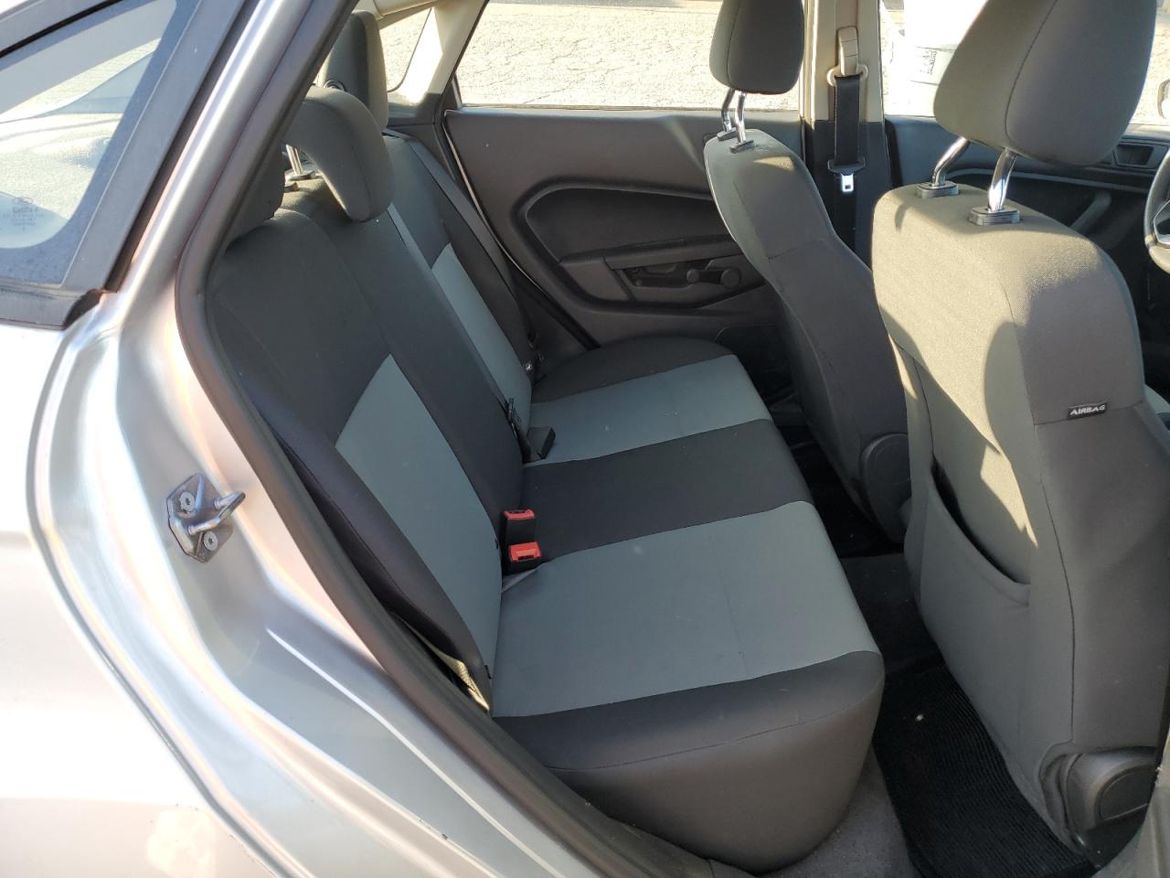 2018 Ford Fiesta S VIN: 3FADP4AJ1JM143068 Lot: 84831765