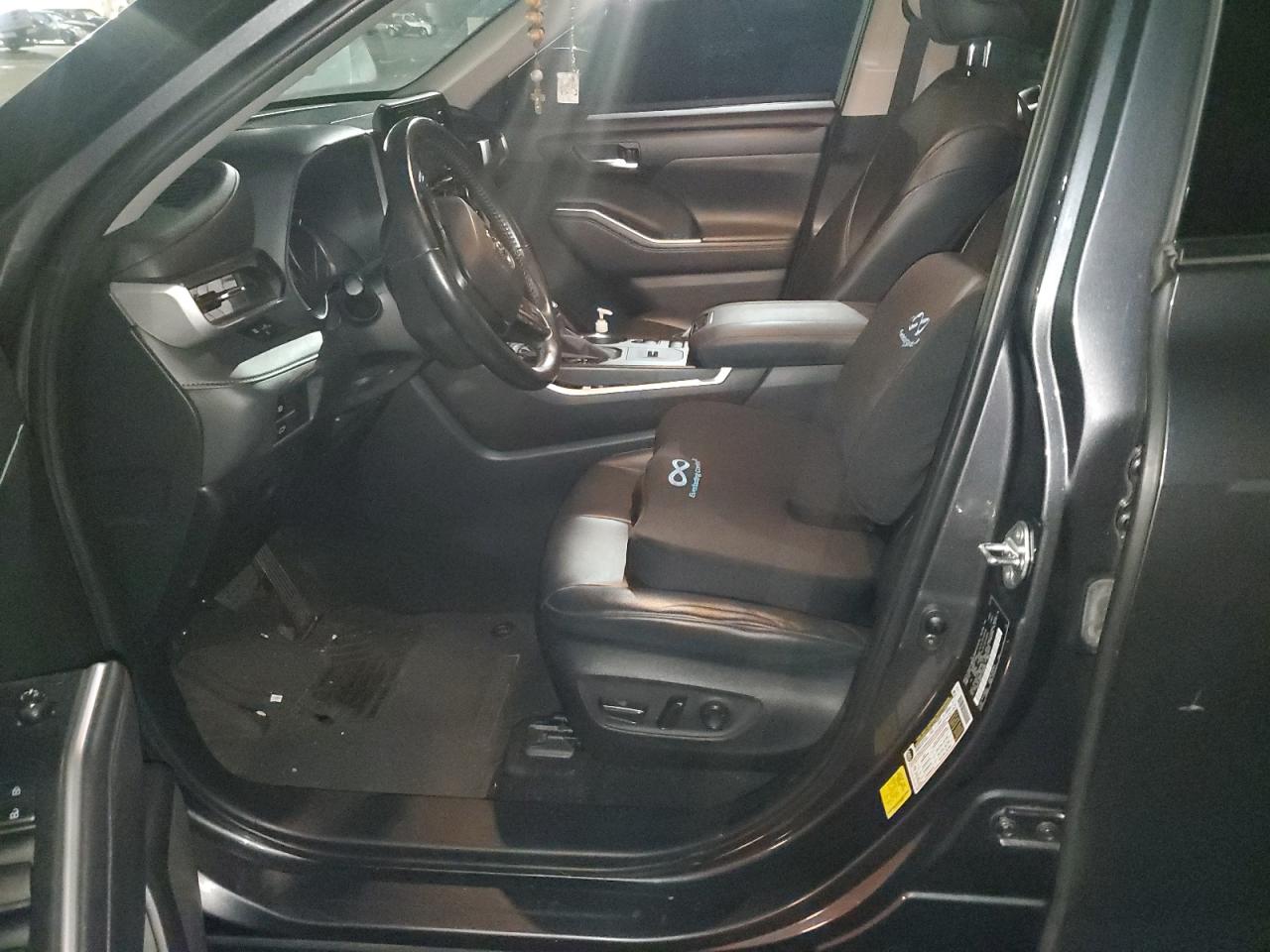 2020 Toyota Highlander VIN: 506802 Lot: 86750085