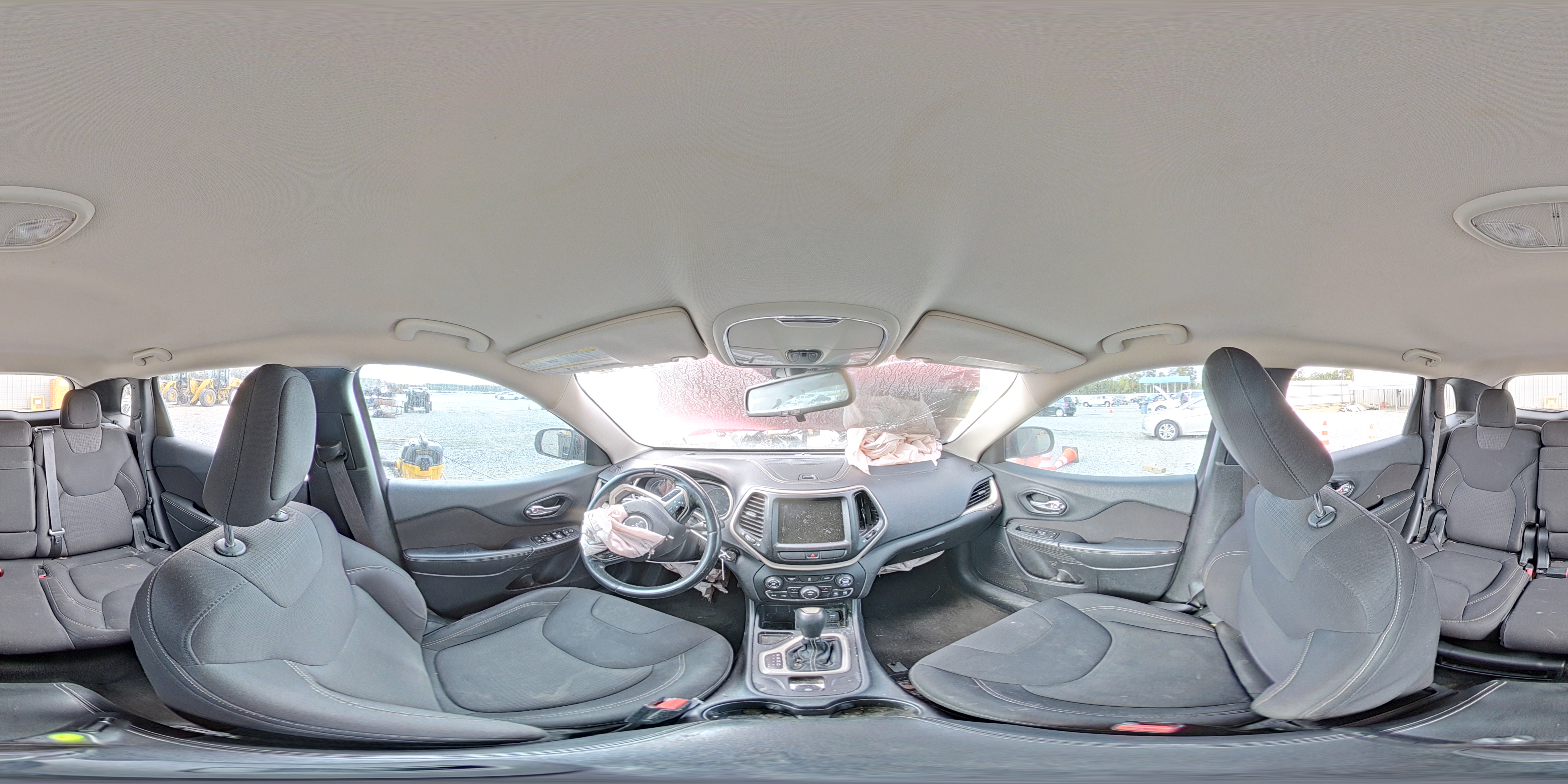 2015 Jeep Cherokee Latitude VIN: 1C4PJLCBXFW707929 Lot: 85084155