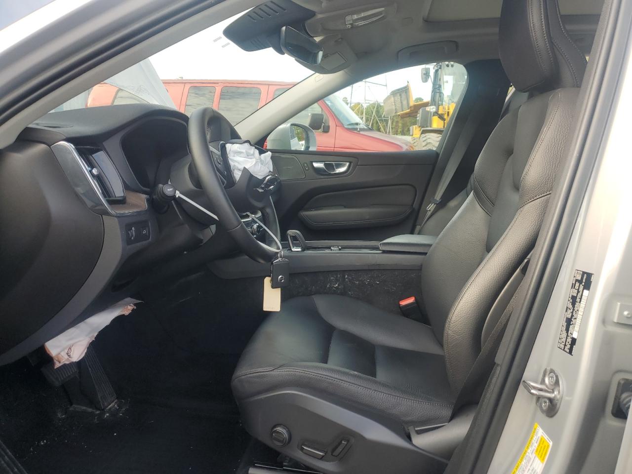 2022 Volvo Xc60 B5 Momentum VIN: YV4L12RK3N1050772 Lot: 86626205