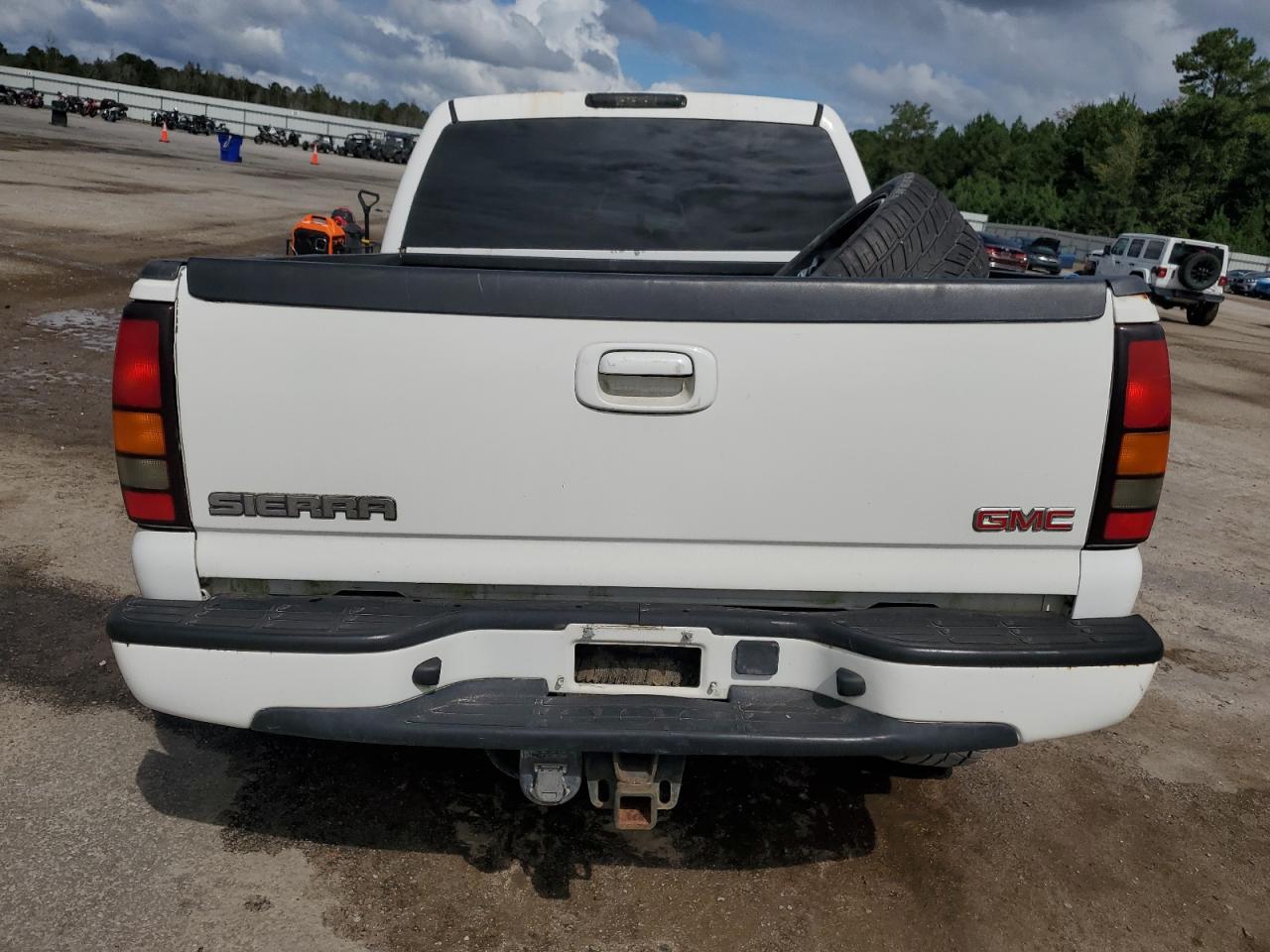 2005 GMC Sierra K1500 Denali VIN: 2GTEK63N451377761 Lot: 84632325